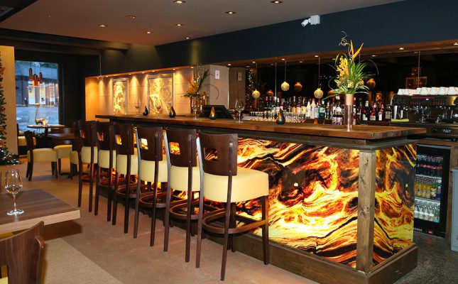 đá ốp quầy bar đẹp, đẳng cấp cho nhà hàng và gia đình Hải Phòng